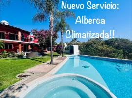 Casa Mirador Burgos - Alberca Climatizable - Familiar, Hotel in Temixco
