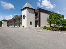 The Cherrywood Inn