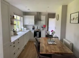 1 Shawsmuir Cottage
