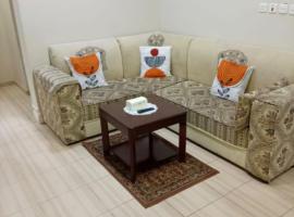 جناح فاخر غرفتين نوم وصالة تلفزيون, hotell i Rayyis