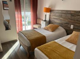 Hôtel de la Plage, хотел в Нарбон