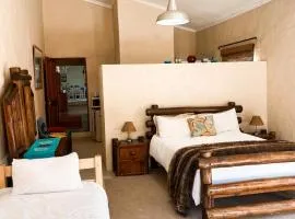 Esperanza Wood Room