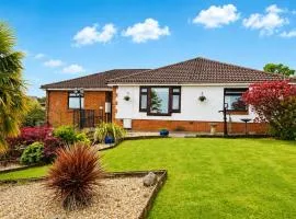 Arfryn - Spacious 4-Bedroom Bungalow Near Carmarthen & Pembrey Coast