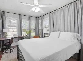 Bright 4BR Retreat Near Downtown Lafayette