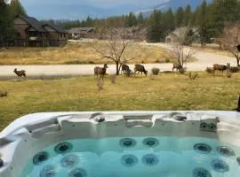 Ultimate Family Retreat Beach, Hot Tub & Games