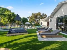 Villa Platinum by Glam Homes