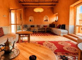 Tigmi Hamid Découverte des traditions et de la culture berbère, hotell i Aït Ben Haddou