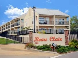 123 Beau Clair - Beachside Townhome with Balcony and Pool in Long Beach