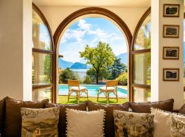 Villa Le Rose, Menaggio, viešbutis mieste Menadžas