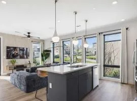 Cowboy Condo - Odyssey - Heart of Midtown