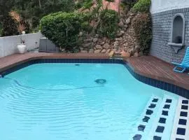Protea House - self-catering house with a Pool