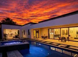 Havana - Walk to Old Town - Heated Pool & Spa