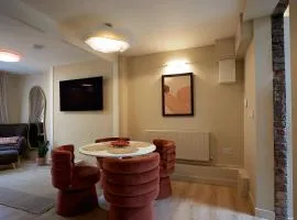 Old city house in the heart of Cork