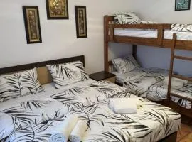 Guest House Ajasllari