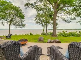 Water-View Patio, Near Golf! Port Duncan Retreat