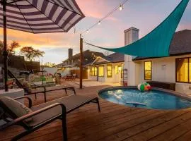 Cowboy Ridge Heated Pool - Fire Pits - Sleeps 12