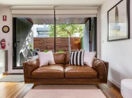 Experience Port Melbourne, hotel di Melbourne
