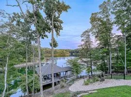 Cabin on the Cove - Luxe Lakefront Pet Friendly Cabin on 5 acres with huge dock
