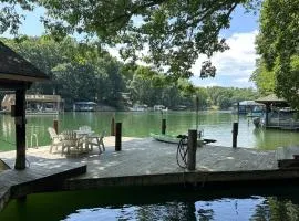 Humble Hideaway - Inviting lakefront home with firepit, balcony & W/D - dog-friendly