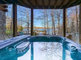 Sunset-Starshine - Inviting waterfront cabin with hot tub, kayaks