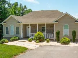 Orr at Waterways - Great home with powered dock, boat launch, outdoor pool, & beach