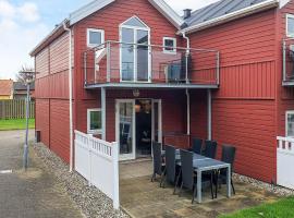 8 person holiday home in Hadsund – hotel w mieście Hadsund