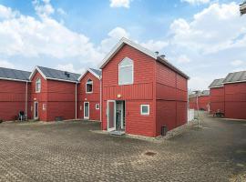8 person holiday home in Hadsund, Hotel in Hadsund