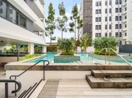 Avalon Riverfront Escape in Maroochydore