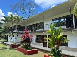 SERRANTE Hotel Campestre
