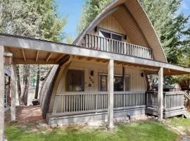 Cozy A-Frame Cabin in Downtown McCall