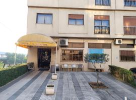São Neutel, hotell sihtkohas Chaves