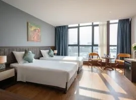 Luxe Paradise Hotel Truc Bach