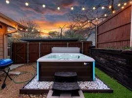 Gig Speed Internet, Private Hot Tub, near DFW and major highways