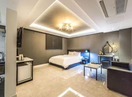 Chuncheon Hotel View – hotel w mieście Chuncheon