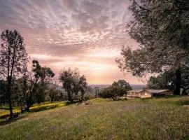 Sunset Site Boulder Bliss HotTub by Casa Oso