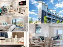 539 Bay Street - Luxury Downtown Residences Steps from the Beach and Festivals