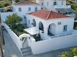 Aroura Homes Spetses 3BR 2BA