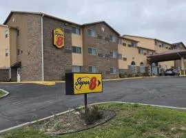 Super 8 by Wyndham Kansas City