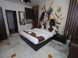Hotel Daanish Residency in delhi
