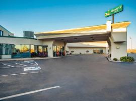 Quality Inn and Conference Center I-80 Grand Island, hotel din Doniphan