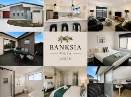 Villa No 5 Brand New close to shops 10 min Airport