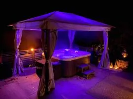 Spa Villa mit privatem Whirlpool&Sauna im Urdonautal