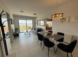 Queens Boutique Apartment 2BR, Hotel in Ayios Dhometios