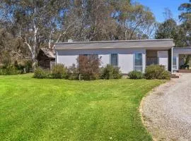 Wattleseed Cabin at Homewood Lodge