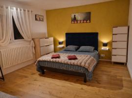 Maison avec jacuzzi proche Rennes jardin calme โรงแรมในNoyal-Châtillon-sur-Seich