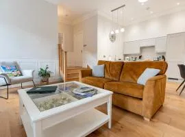 WENSLEYDALE, OLD SCHOOL ROOMS - Ground Floor Luxury Apartment in Richmond, North Yorkshire