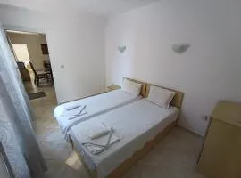 Къща за Гости ,,ЛИА,,