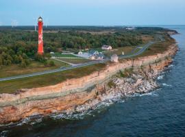 Pakri lighthouse camping โรงแรมในปาลดิสกี