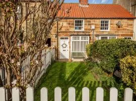Host & Stay - Honey Cottage