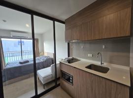 La Casita 430, Quiet and well located condo, Hotel in Hua Hin